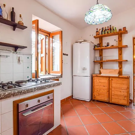 Holiday home 3 Bedroom Stunning In San Marco Dalunzio San Marco d'Alunzio